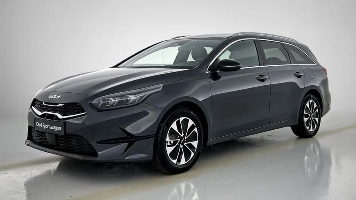 Kia Ceed_Sportswagon (2025) — foto 1