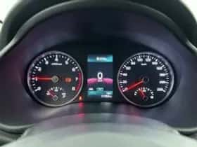 Kia Stonic (2023) thumbnail 6