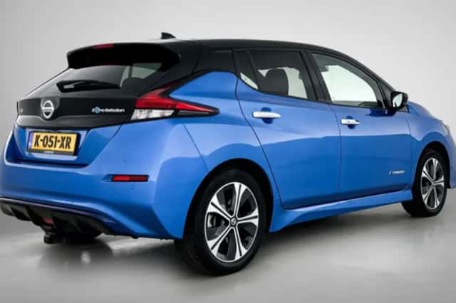 Nissan Leaf (2021) thumbnail 2