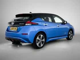 Nissan Leaf (2021) thumbnail 2