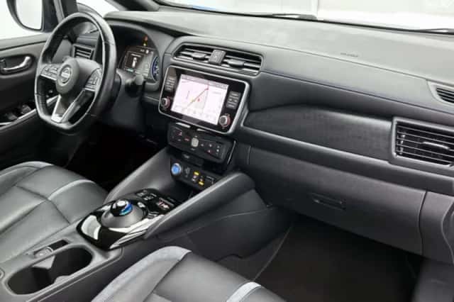 Nissan Leaf (2021) thumbnail 6
