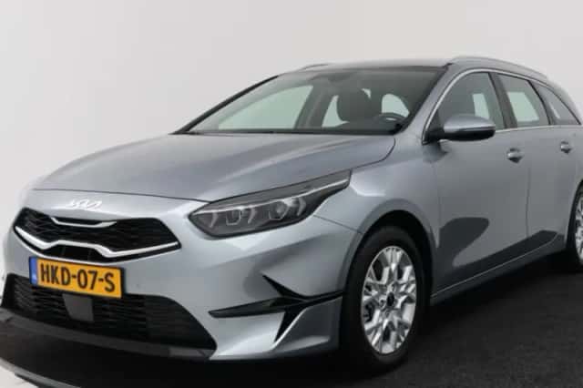 Kia Ceed_Sportswagon (2025) thumbnail 1
