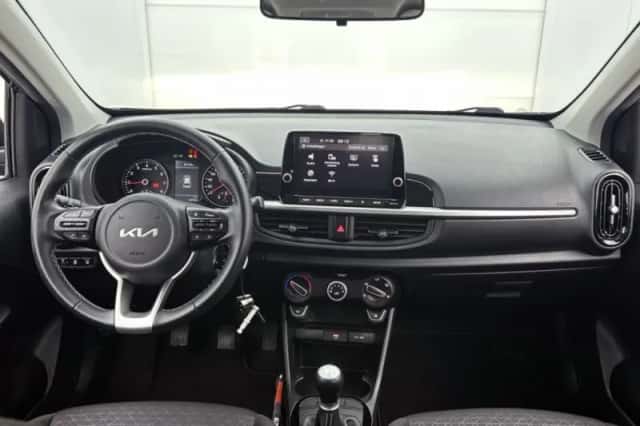 Kia Picanto (2022) thumbnail 4