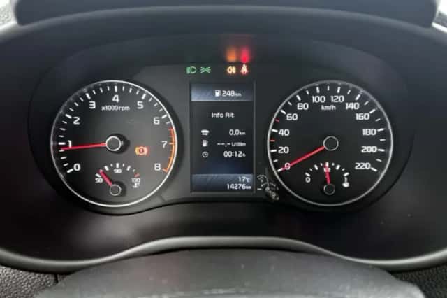 Kia Picanto (2022) thumbnail 5