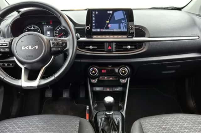 Kia Picanto (2024) thumbnail 4
