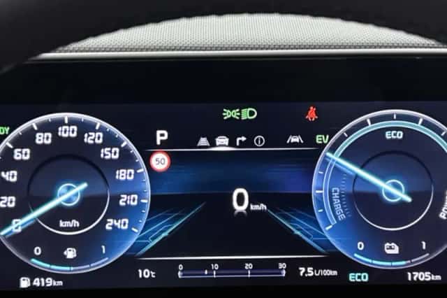 Kia Niro (2025) thumbnail 5