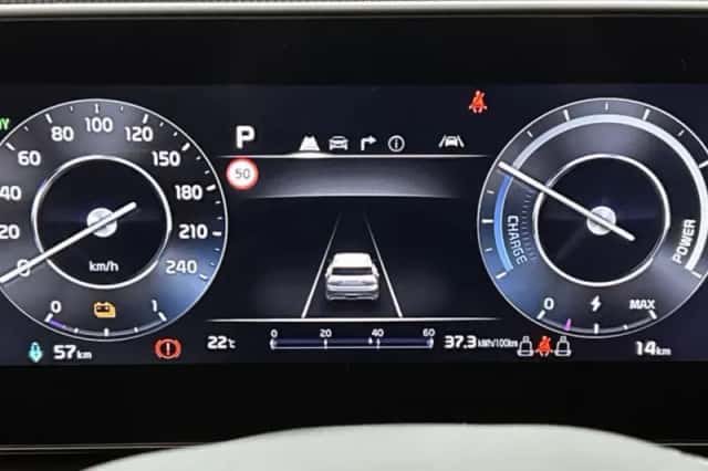 Kia Niro_EV (2025) thumbnail 5