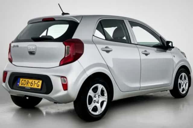 Kia Picanto (2024) thumbnail 2