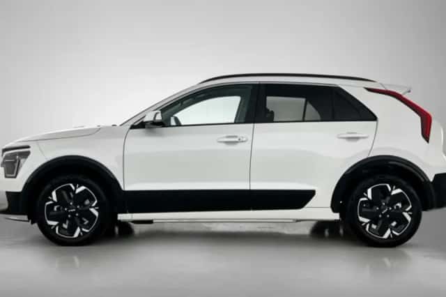 Kia Niro_EV (2025) thumbnail 3