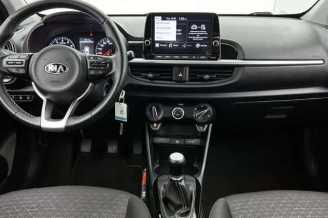 Kia Picanto (2021) thumbnail 4
