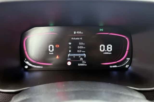 Kia Picanto (2024) thumbnail 5