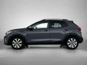 Kia Stonic (2021) thumbnail 4