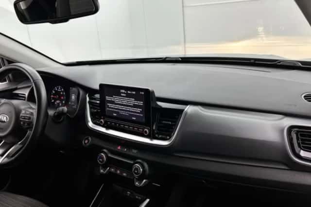 Kia Stonic (2021) thumbnail 6