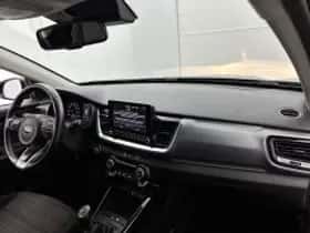 Kia Stonic (2021) thumbnail 7