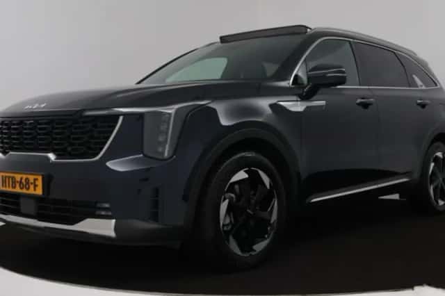 Kia Sorento (2025) thumbnail 1