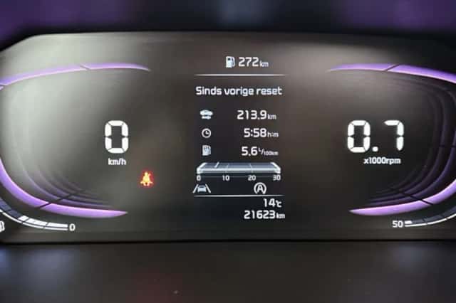 Kia Picanto (2024) thumbnail 5