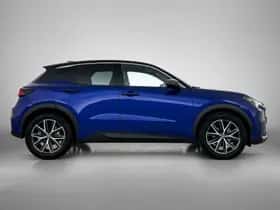Lexus LBX (2025) thumbnail 11