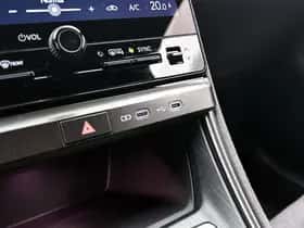 Lexus LBX (2025) thumbnail 23