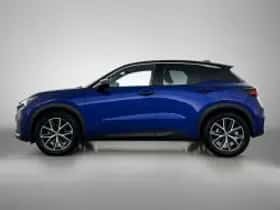 Lexus LBX (2025) thumbnail 4