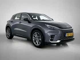 Lexus LBX (2024) thumbnail 12