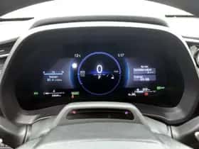 Lexus LBX (2024) thumbnail 5