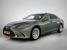 Lexus ES (2020)