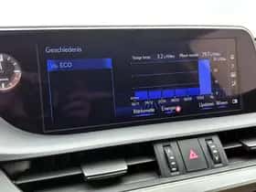 Lexus ES (2020) thumbnail 30