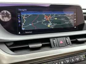 Lexus ES (2020) thumbnail 9