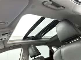 Lexus RX (2021) thumbnail 4