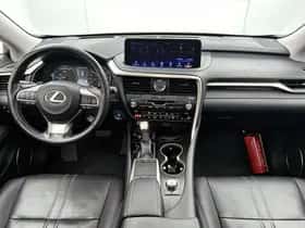 Lexus RX (2021) thumbnail 5