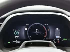 Lexus LBX (2024) thumbnail 5