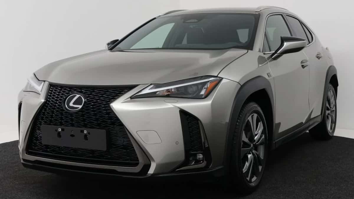 Lexus UX (2026) — foto 1