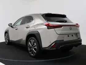 Lexus UX (2026) thumbnail 16