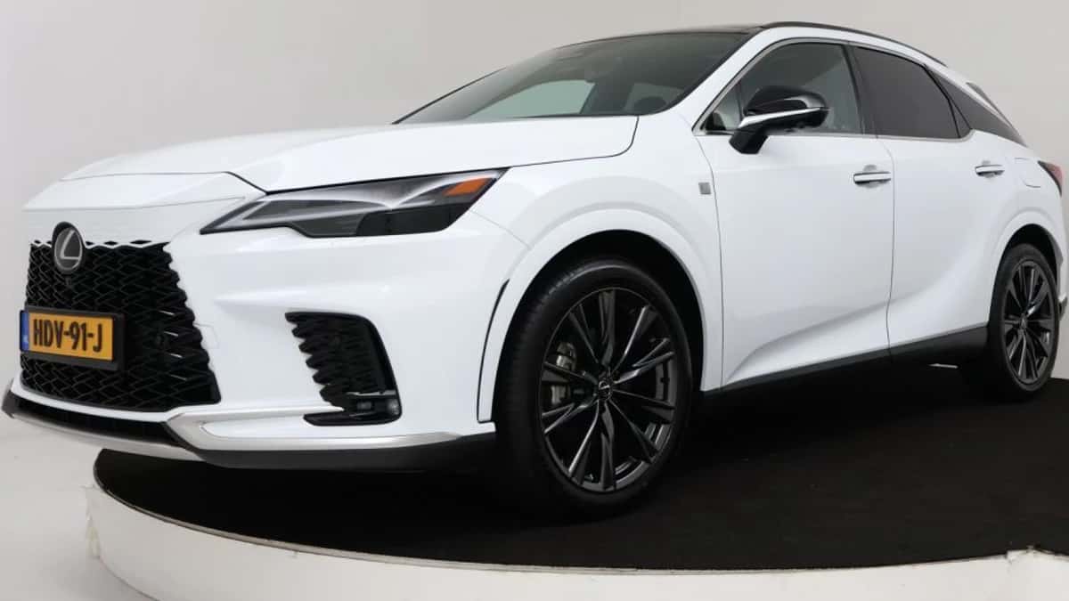 Lexus RX (2025) — foto 1