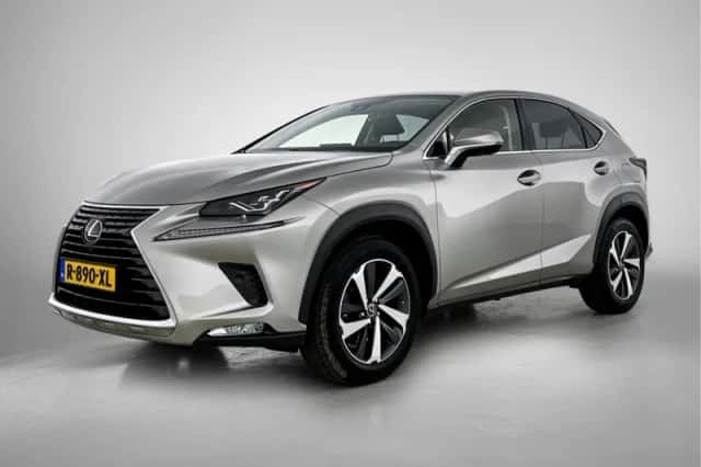 Lexus NX (2021) thumbnail 1