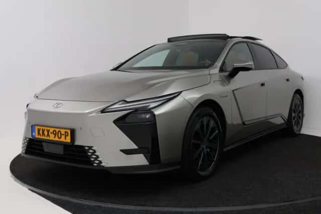Lexus ES (2026) thumbnail 1