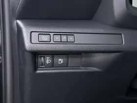 Lexus LBX (2026) thumbnail 5