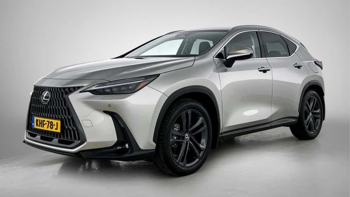 Lexus NX (2025) — foto 1