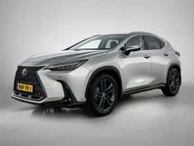 Lexus NX (2025)