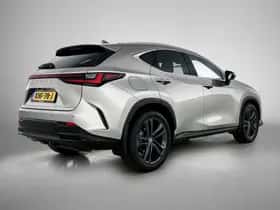 Lexus NX (2025) thumbnail 2