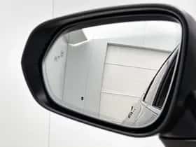 Lexus NX (2025) thumbnail 38