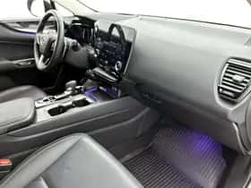 Lexus NX (2025) thumbnail 6