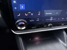 Lexus RZ (2024) thumbnail 17