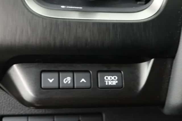 Lexus UX (2021) thumbnail 6