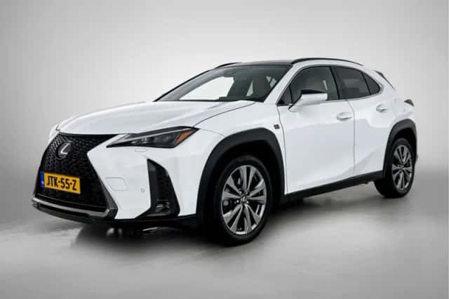 Lexus UX (2024) thumbnail 1