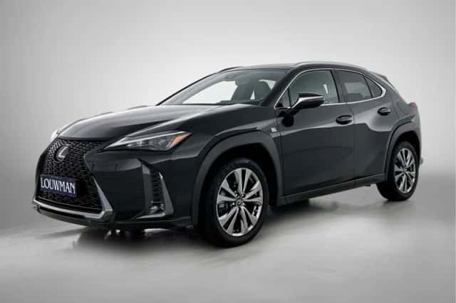 Lexus UX (2024) thumbnail 1