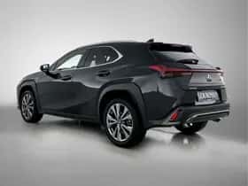 Lexus UX (2024) thumbnail 13