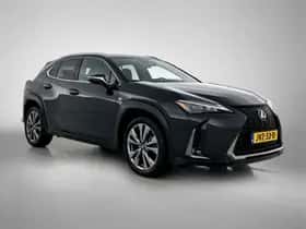 Lexus UX (2024) thumbnail 12