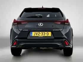 Lexus UX (2024) thumbnail 21