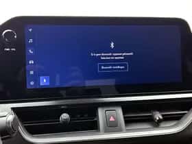 Lexus UX (2024) thumbnail 31
